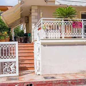 Lucky House , Skala (Kefalonia) Greece